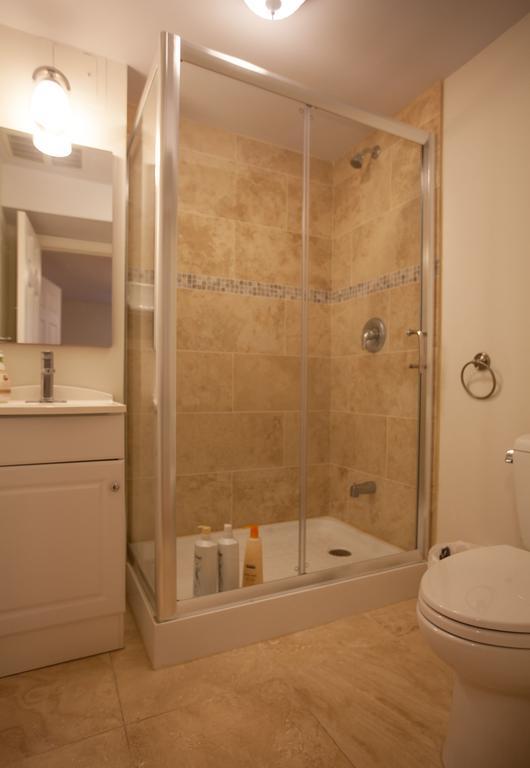 多伦多邓肯公园民宿 Toronto Duncan Park Guesthouse Luaran gambar