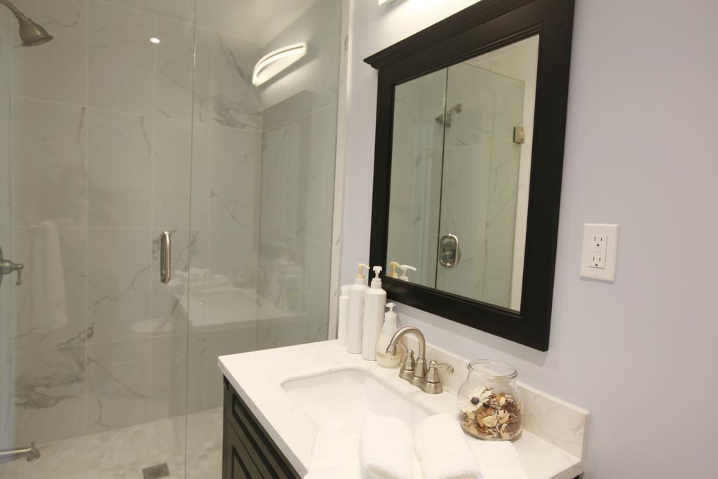 多伦多邓肯公园民宿 Toronto Duncan Park Guesthouse Luaran gambar